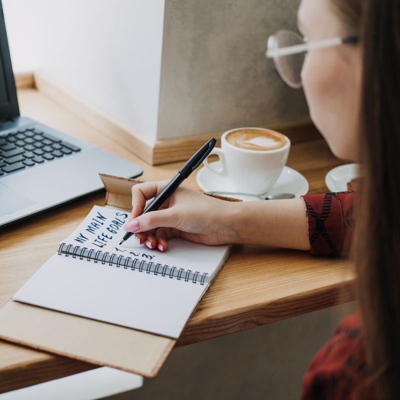 De los Tropiezos a los Resultados